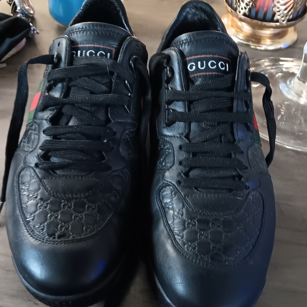 Slightly used Gucci sneakers